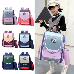 Integrated new clamshell schoolbag for primary school with large capacity waterproof space bag for children aged 6-12 years