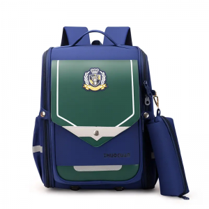 Integrated new clamshell schoolbag for primary school with large capacity waterproof space bag for children aged 6-12 years