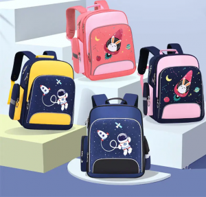 Astronaut new cartoon lightening children customized logo wholesale schoolbags